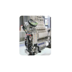 Dispozitiv pentru cusut STRAZ