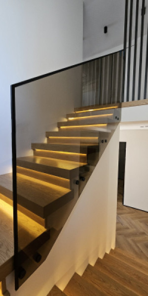 Masine de cusut industriala